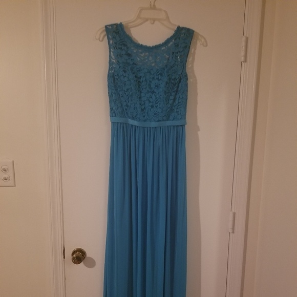 David's Bridal Dresses & Skirts - David's Bridal Long Bridesmaid Dress - Lace Bodice